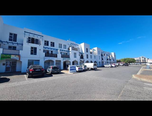 2 BEDROOM APARTMENT FOR SALE IN STRAND CENTRAL